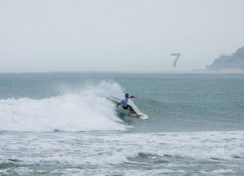成都交警以雪为令启动恶劣天气应急响应机制